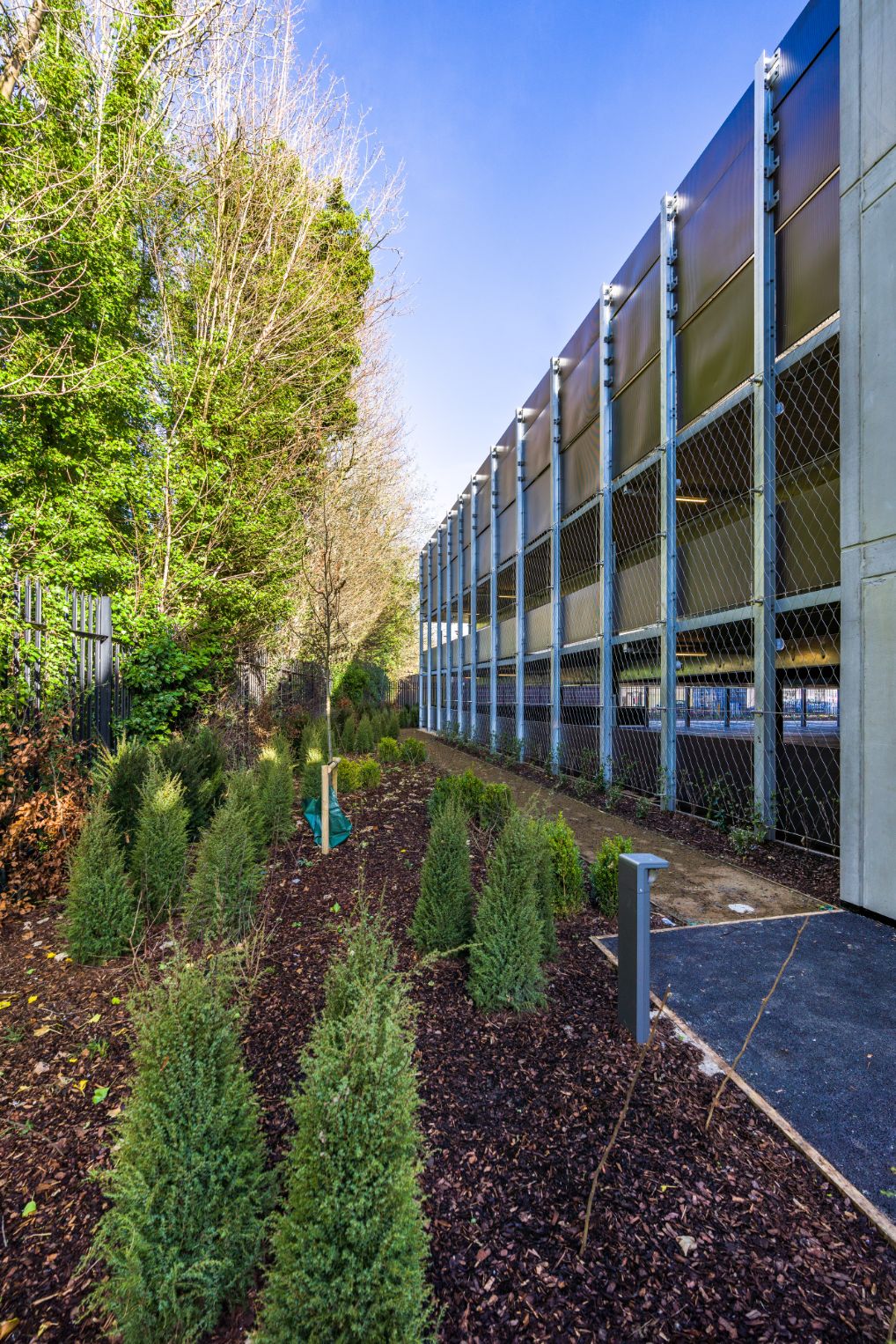 Vaultex multi storey car park (Winchester) (2).jpg