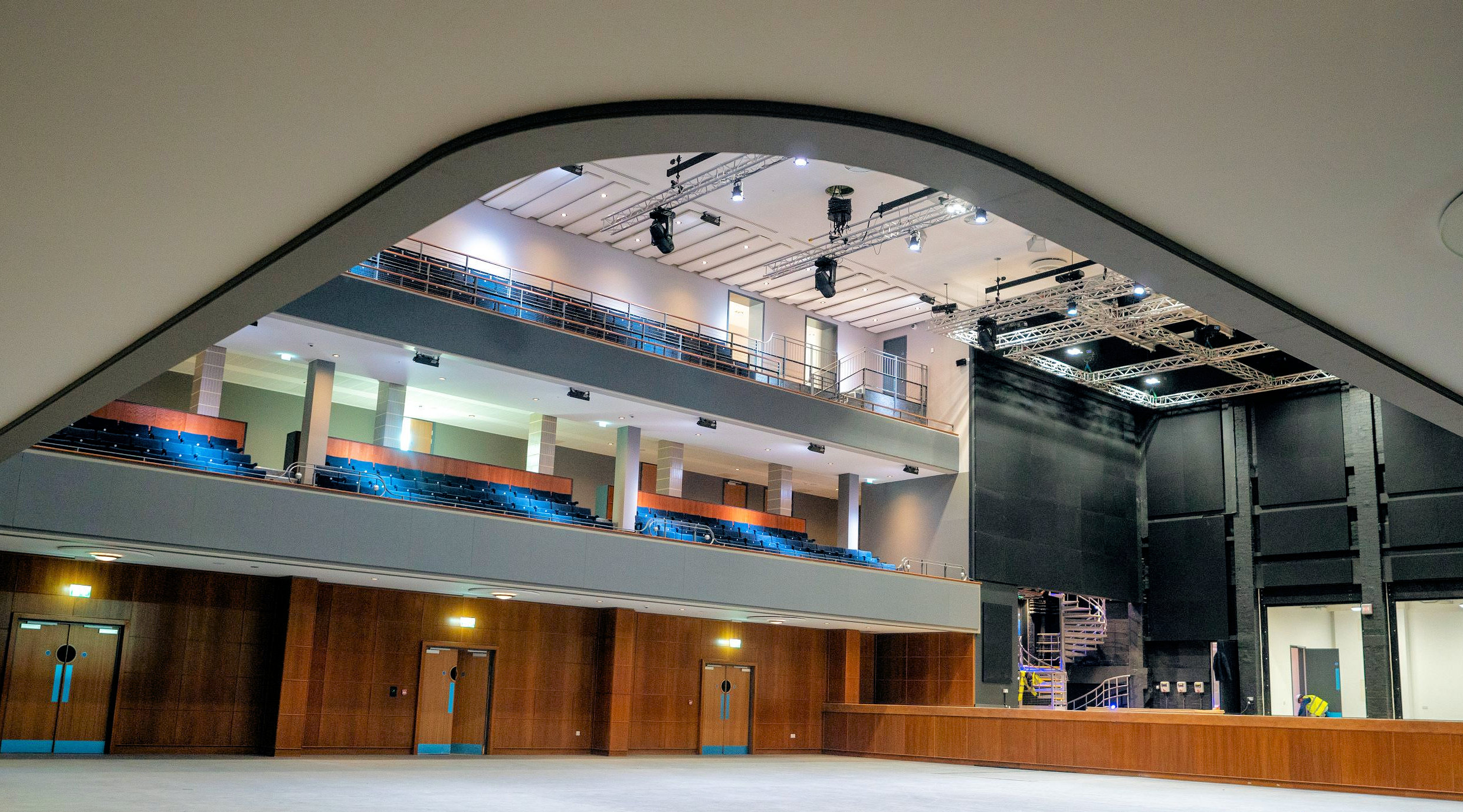 Wolves Civic hall interior main 5 mid.jpg