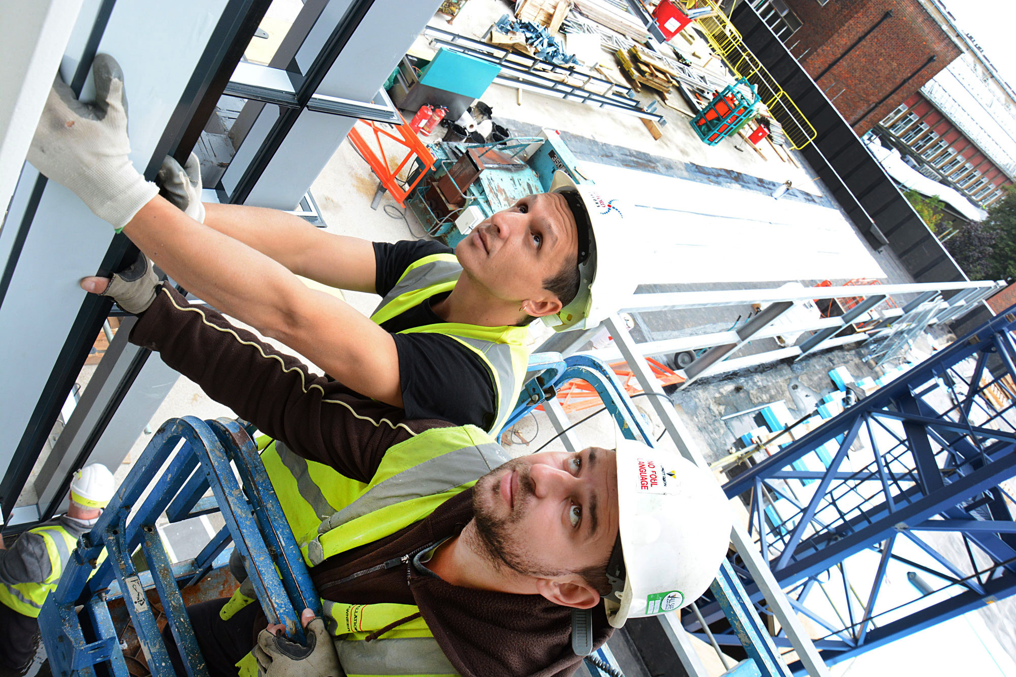 Uni-of-West-London-people-Construction