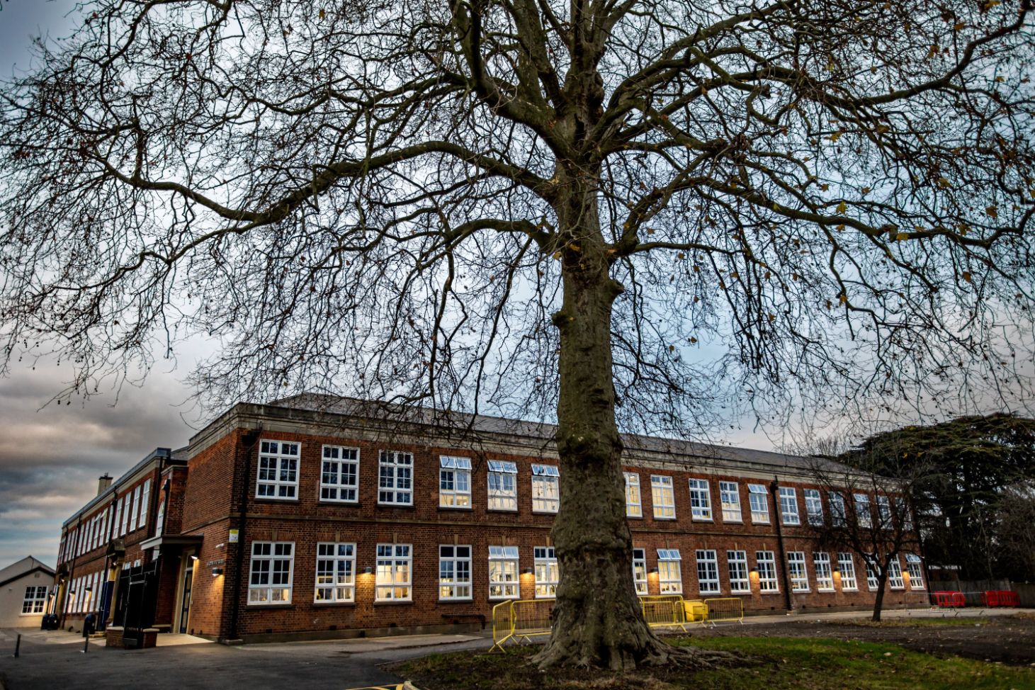 Royal Liberty School in Romford (3).jpg
