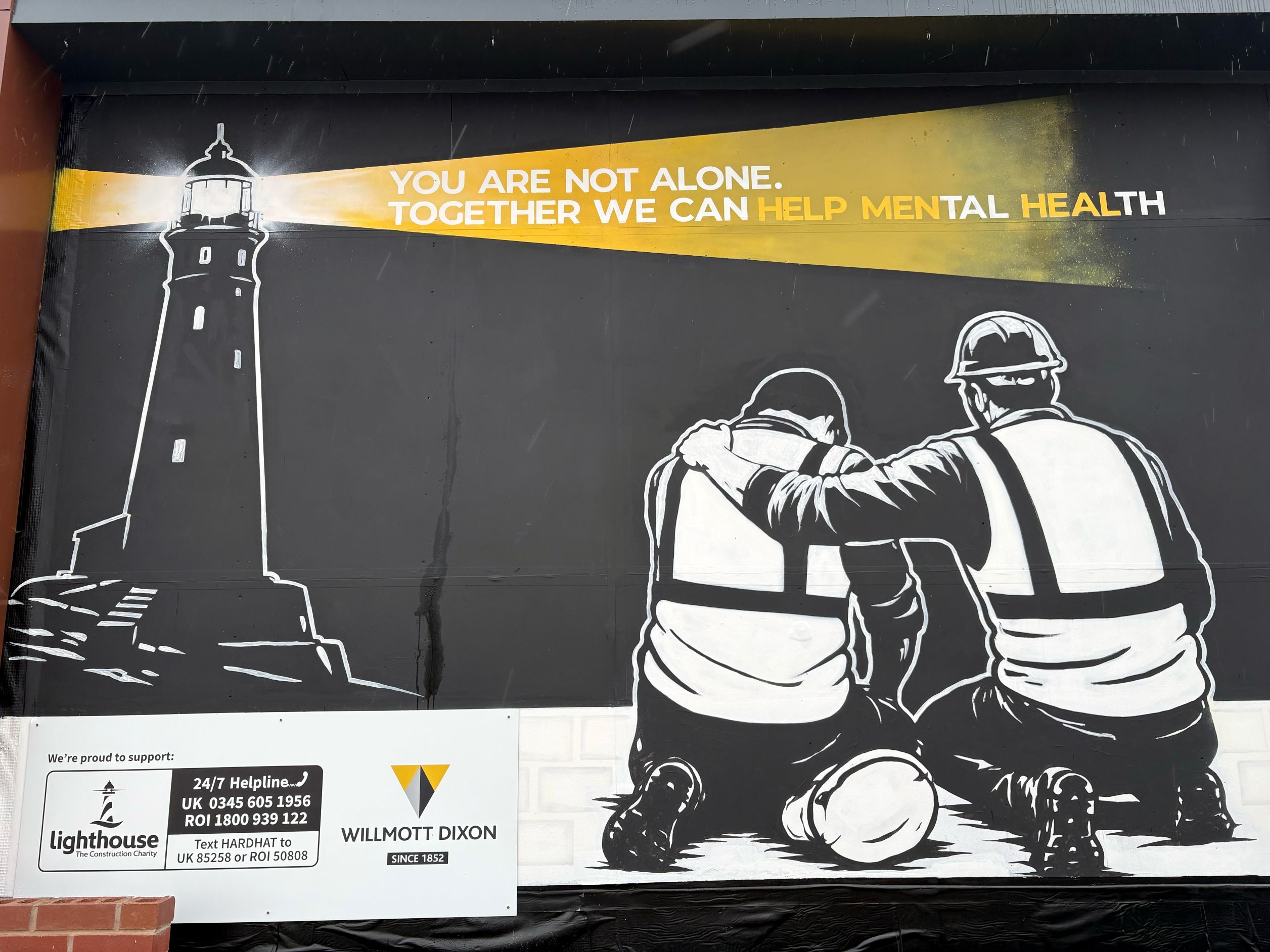 Rob Fenton at mural.jpg