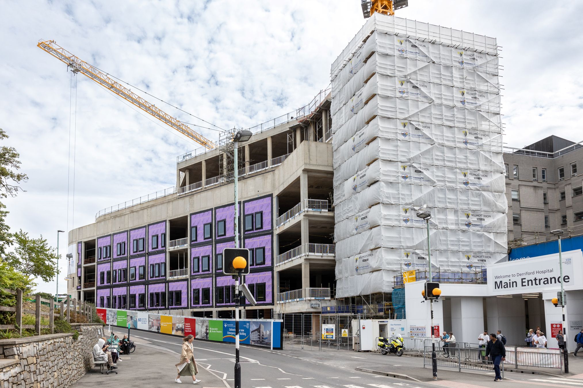 Derriford topping out pictures.jpg